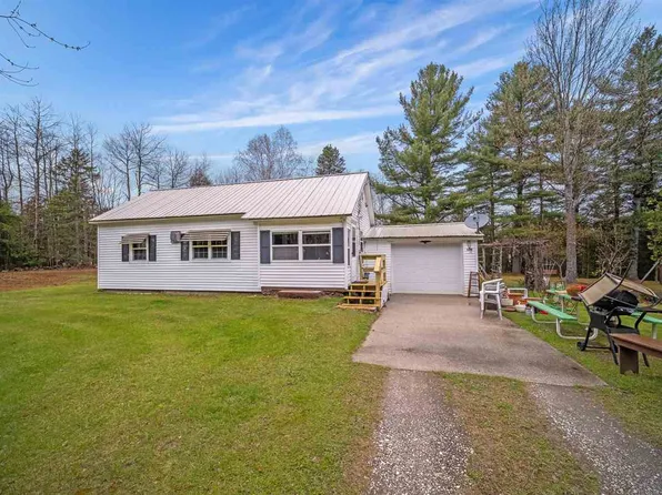 2304 Polish Line Rd, Cheboygan, MI 49721