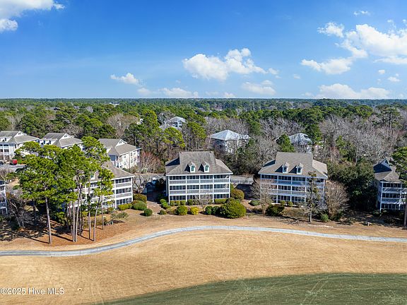 4th image of 3350 Club Villas Drive #801