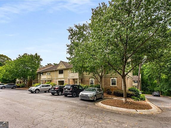 2nd image of 6900 Roswell Rd APT Q26