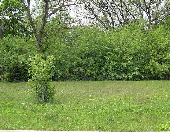 2nd image of 621 Derby Dr
