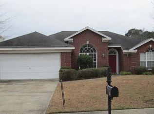 25 Cobblestone Ct, Savannah, GA 31419