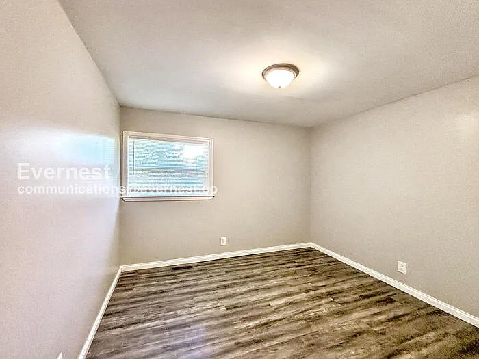 1814 Portland St — Photo 14