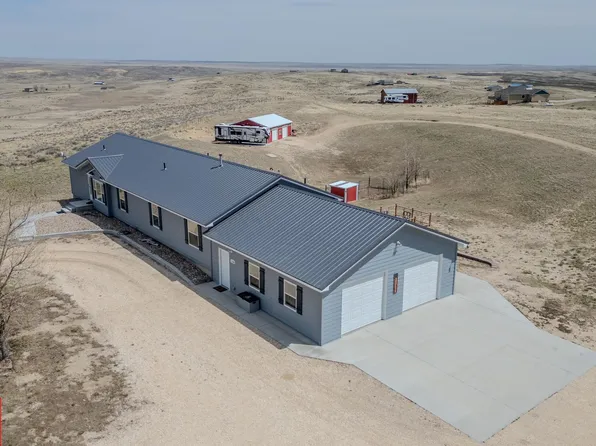 11302 Ridgeview Rd, Evansville, WY 82636