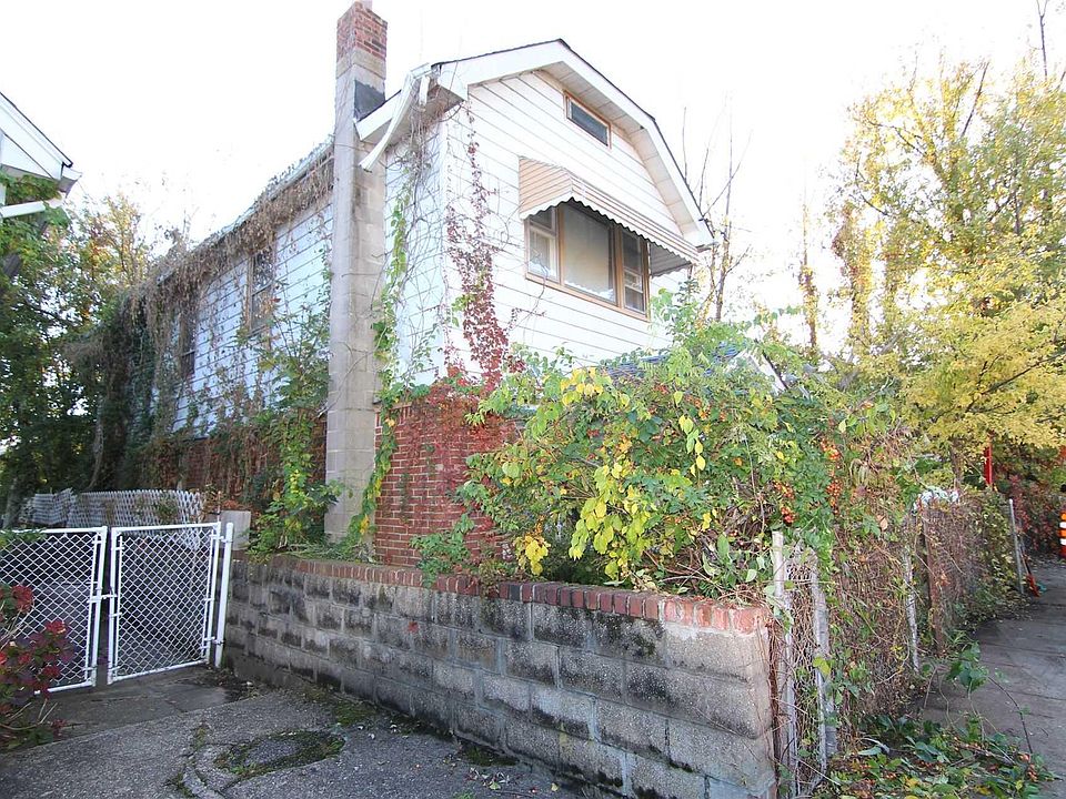 1st image of 102-14 163rd Drive