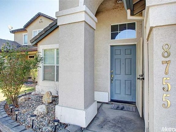 2nd image of 8755 Aviary Woods Way