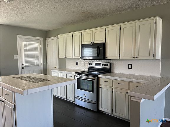 5th image of 3700 Fabianna Dr