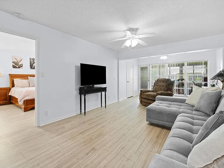 1031 Citrus Way #102-A — Photo 11