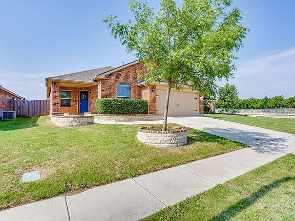 2nd image of 1229 Walnut Cliff Ct