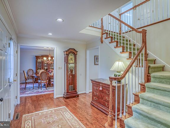 4th image of 11 Thornberry Ln