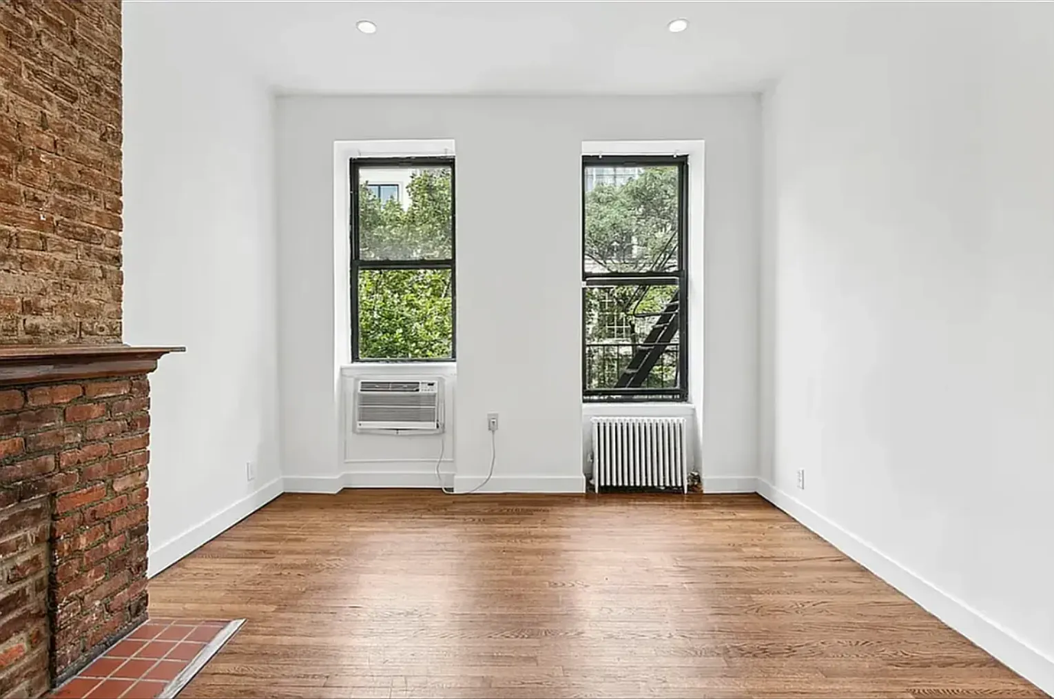 164 East 82nd Street — Photo 2