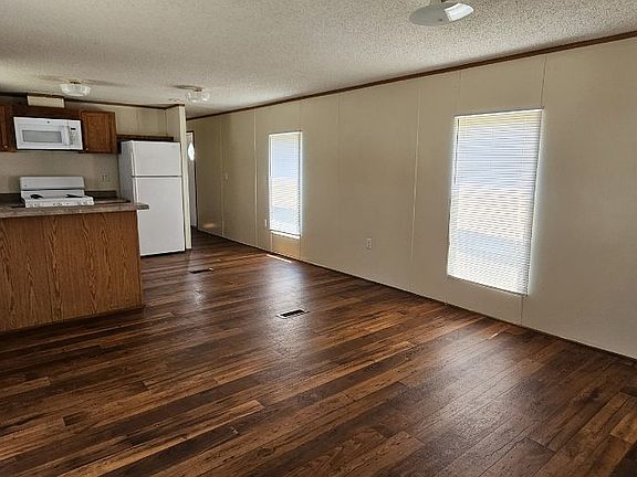 5th image of 31 Oakwood Dr