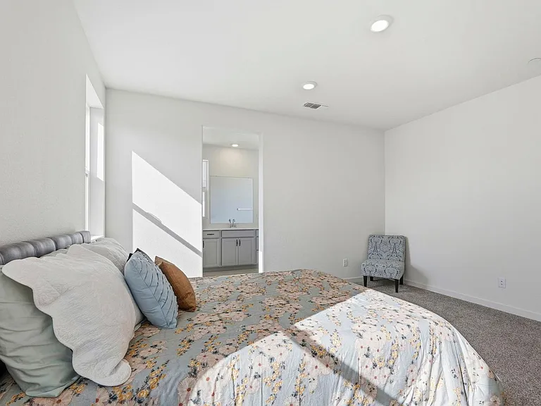 2809 Earthened Walk — Photo 16