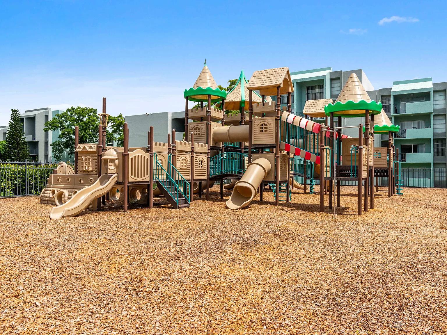 Windward Vista — Photo 2