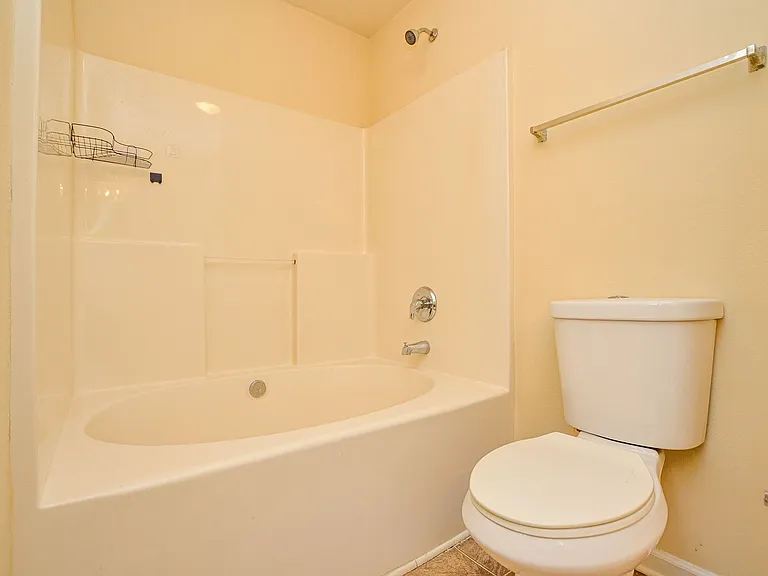 8415 Spirea Ct — Photo 17