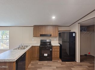 20 Crystal St, Seabrook, SC 29940