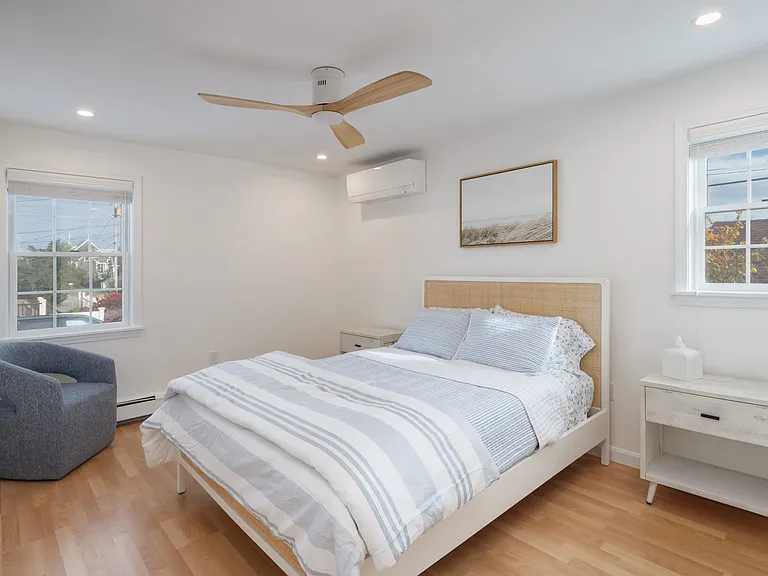 2 Basin St — Photo 10
