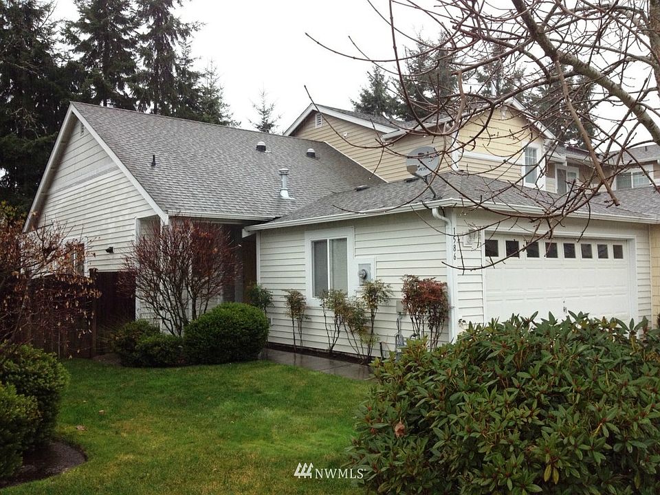 2nd image of 1586 Seasons Lane NW
