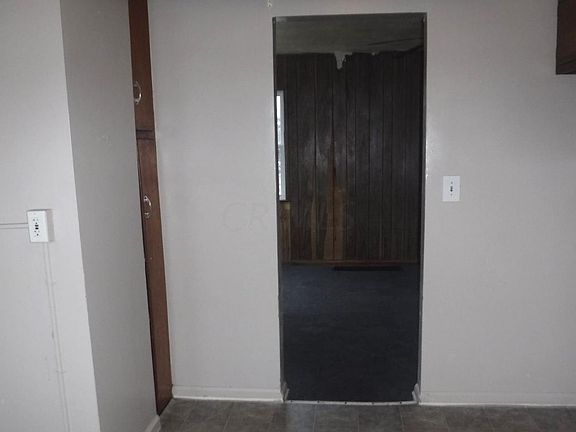 4th image of 2168 Amherst Ave