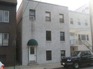 163 20th St, Union City, NJ 07087