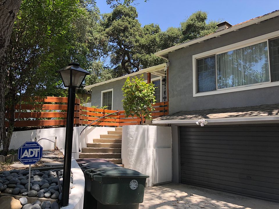 1st image of 3615 Montrose Ave