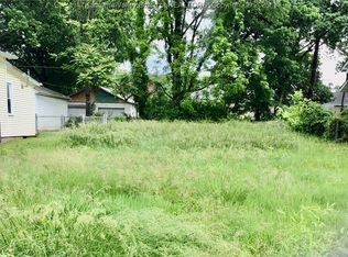 820 6th St, Charleston, WV