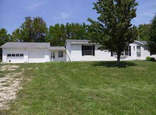 17245 Missile Base Rd, Eskridge, KS 66423