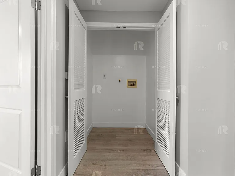(Ar/Ji/Yo:B) 10960 Ratner Street — Photo 7