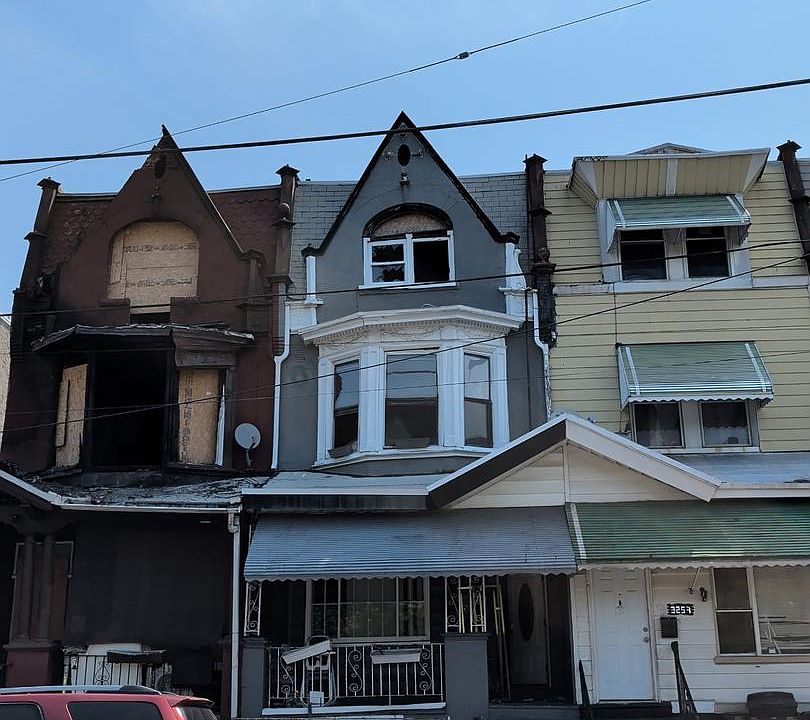 1st image of 3261 Ridge Ave