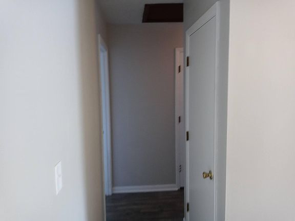 4th image of 1141 Dunaway St #4
