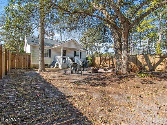 4th image of 1933 Holden Beach Road SW