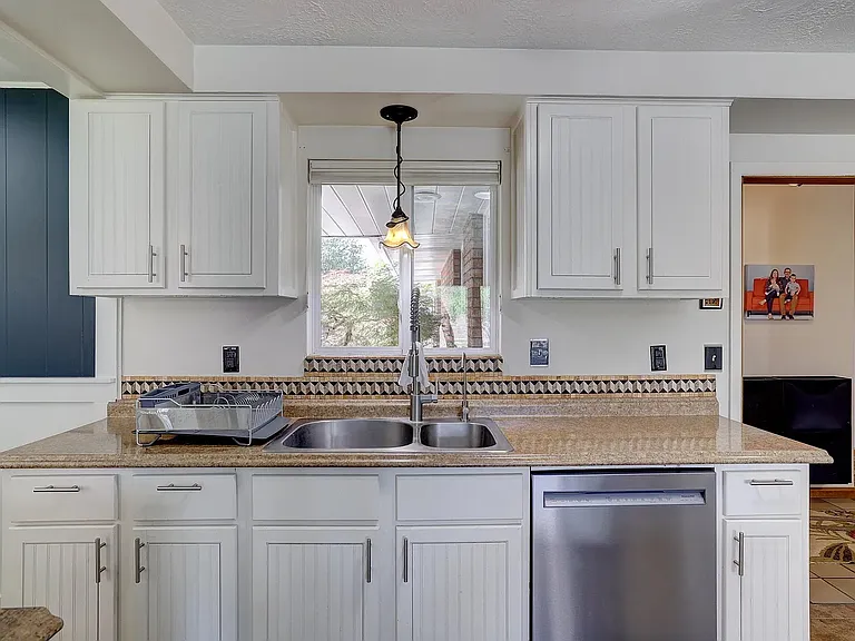 6712 W Hummel Dr — Photo 12