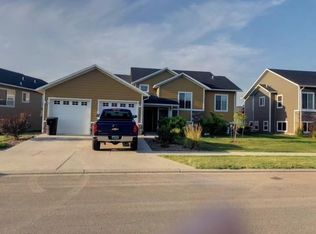 2405 23rd St W, Williston, ND 58801
