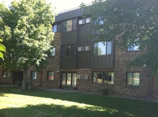 401 Village Dr #311, Marshall, MN 56258