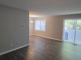 6330 Saint Johns Dr, Eden Prairie, MN 55346