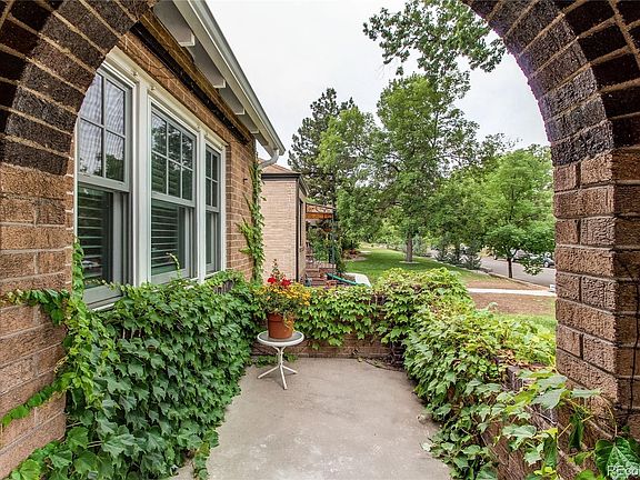 3rd image of 1346 Dahlia Street