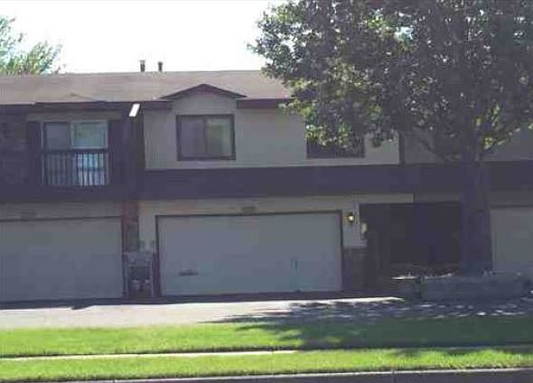 1st image of 8632 Maplebrook Pkwy N