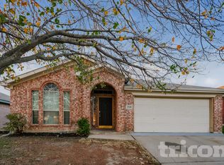 2520 Ensenada Ln, Fort Worth, TX 76108