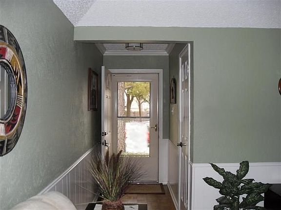 2nd image of 7117 Stonybrooke Dr