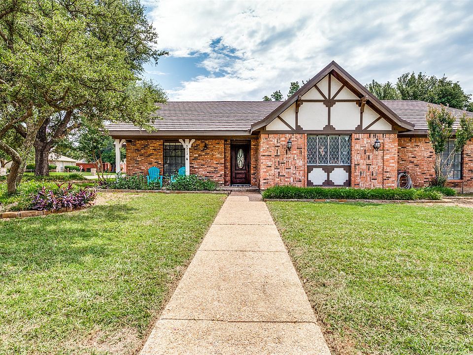 1st image of 9312 Cape Royale Dr