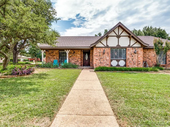 9312 Cape Royale Dr, Fort Worth, TX 76179