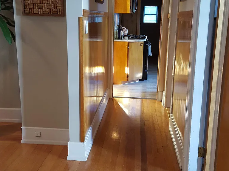 Main hallway into kitchen