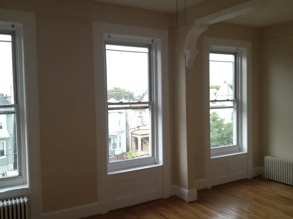 211 Shippen Street image 5 of 6