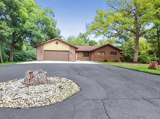 8039 Fish Hatchery Rd, Burlington, WI 53105