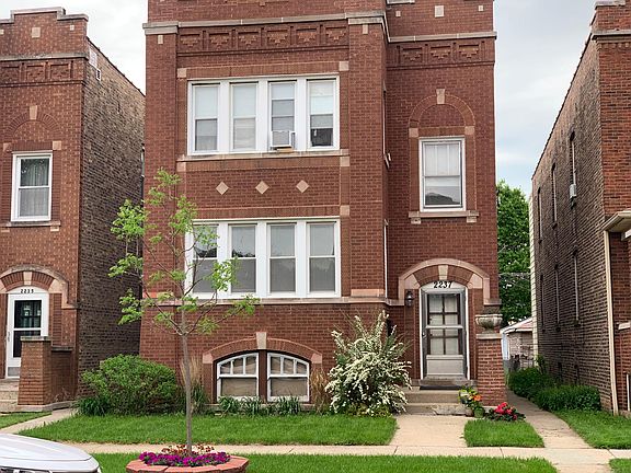 2nd image of 2237 Scoville Ave Floor 1