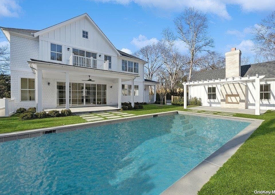 1st image of 10 Richards Drive
