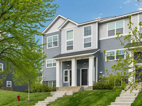 3141 Clover Ridge Dr, Chaska, MN 55318