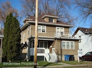 30 W 10th Ave #C, Oshkosh, WI 54902