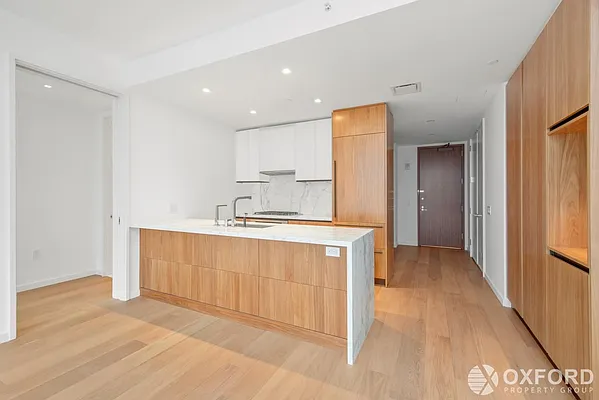 Rented by Oxford Property Group | media 4