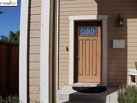 2nd image of 319 Nash Ave