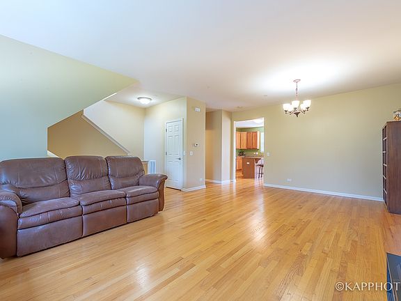4th image of 217 Riverfront Dr #217